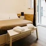 Le Contrade Vico Alba Guest house 4*
