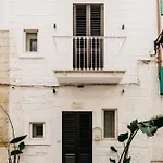 Guest house Le Contrade Vico Alba 4*