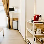 Le Contrade Vico Alba Guest house 4*
