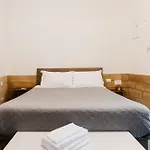Le Contrade Vico Alba Guest house 4*