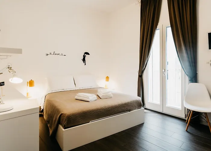 Le Contrade Vico Alba 4*