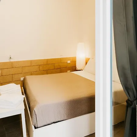 Le Contrade Vico Alba Guest house