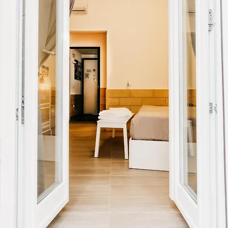 Le Contrade Vico Alba Guest house 4*