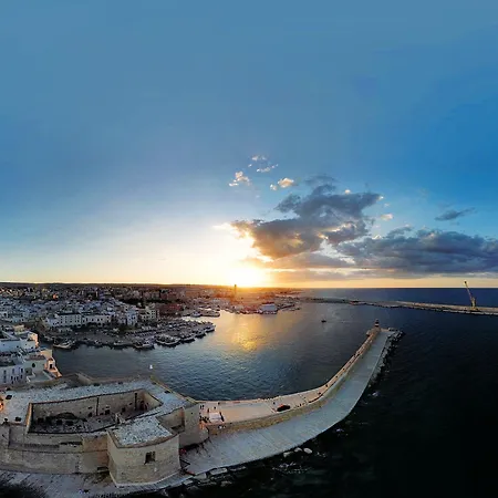 Le Contrade Vico Alba Monopoli